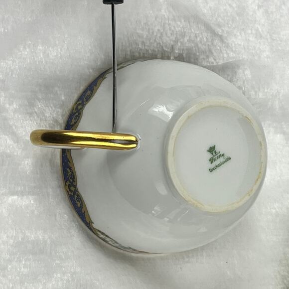 Thuny Czechoslovakia Porcelain Tea Cups Set Of 8 Floral Garland Gold Trim - Picture 9 of 15